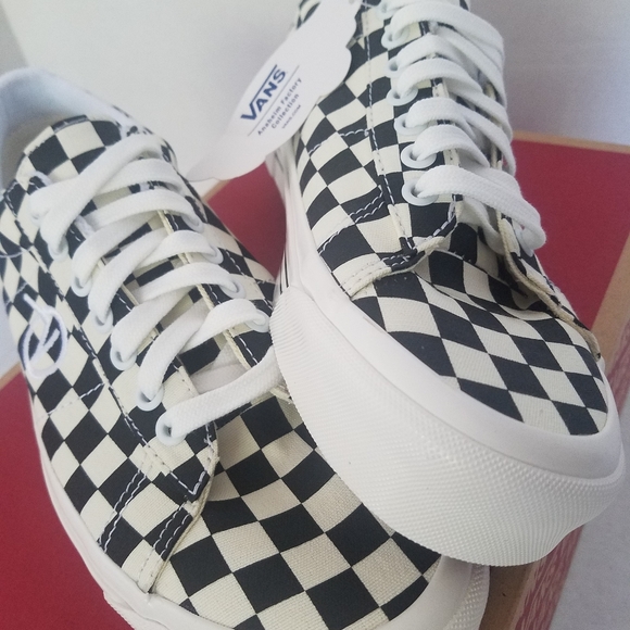 Van's SID DX. Brand New. Womens Sz 10 - Picture 8 of 10